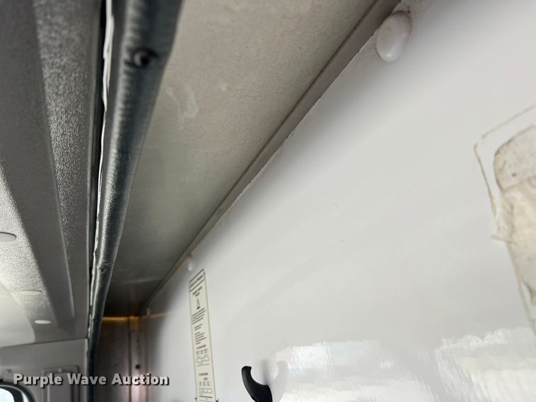 image for item DN3156 2012 Ford E350 Super Duty  box truck