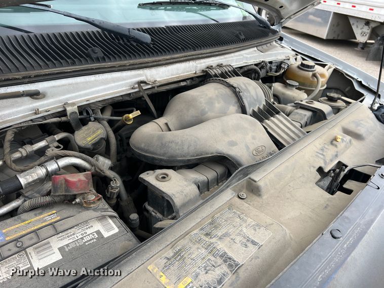 image for item DN3156 2012 Ford E350 Super Duty  box truck