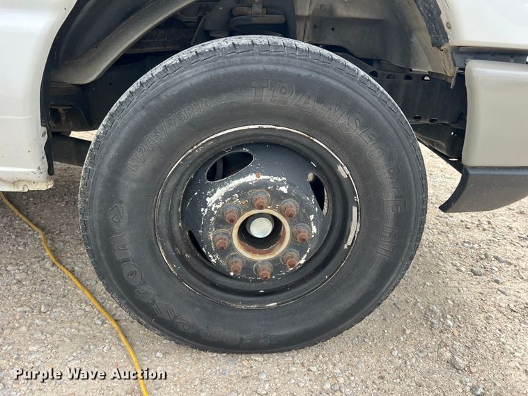 image for item DN3156 2012 Ford E350 Super Duty  box truck