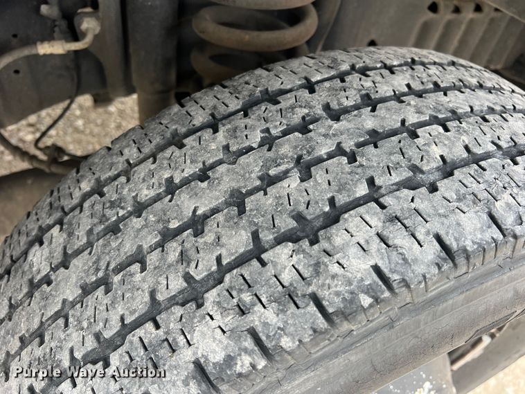 image for item DN3156 2012 Ford E350 Super Duty  box truck