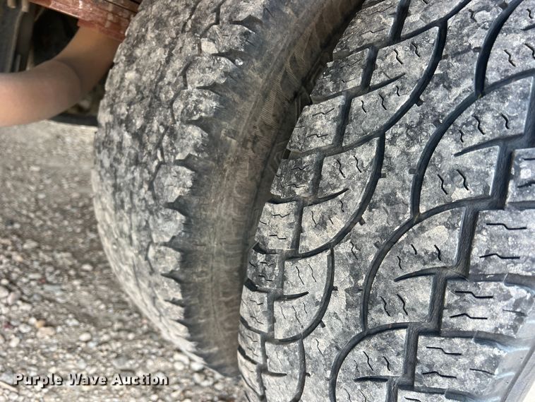 image for item DN3156 2012 Ford E350 Super Duty  box truck