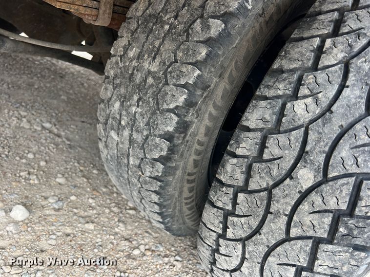 image for item DN3156 2012 Ford E350 Super Duty  box truck