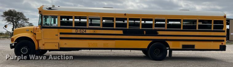 image for item DN3157 2002 International 3800  school bus