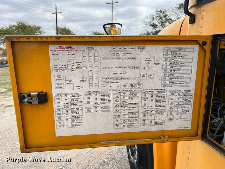 image for item DN3157 2002 International 3800  school bus