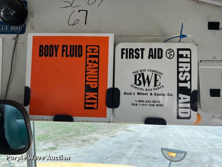 image for item DN3157 2002 International 3800  school bus