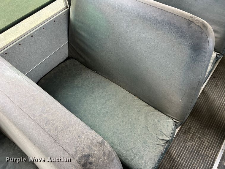 image for item DN3157 2002 International 3800  school bus