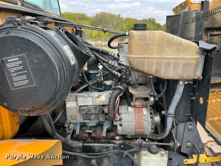 image for item DN3157 2002 International 3800  school bus