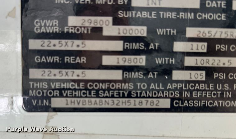 image for item DN3157 2002 International 3800  school bus