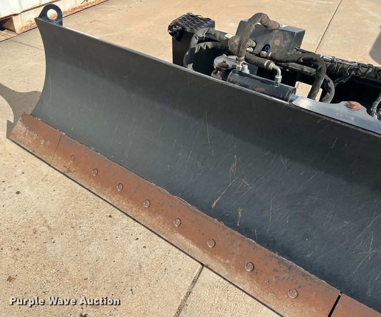 image for item DN3159 2014 Caterpillar  skid steer dozer blade