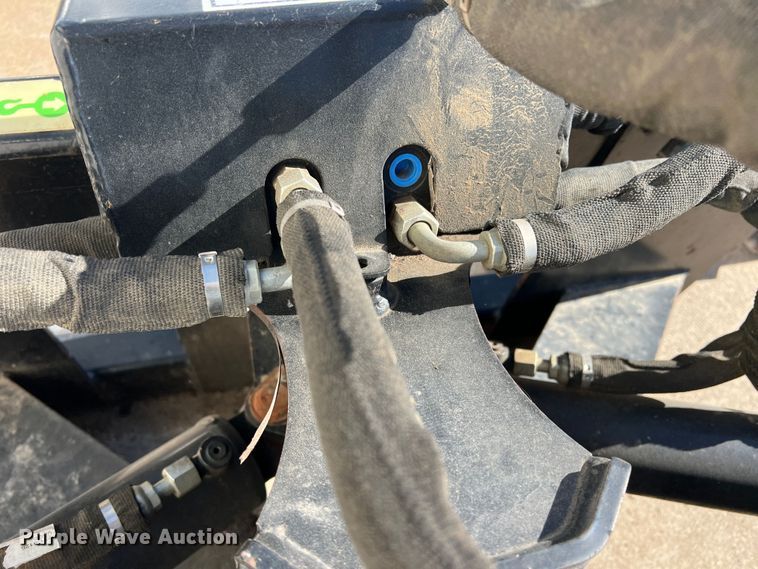 image for item DN3159 2014 Caterpillar  skid steer dozer blade