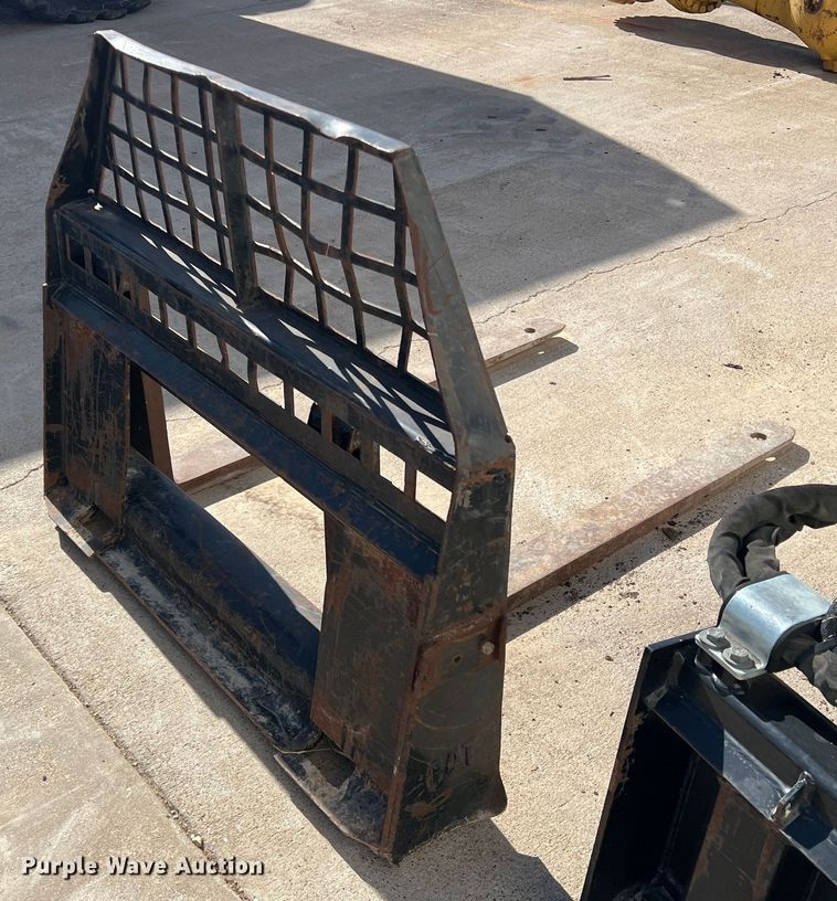 image for item DN3160 Skid steer forks