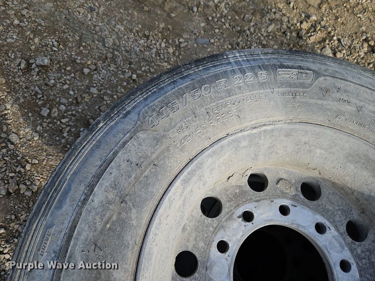 image for item DN6999 (4) tires and wheels