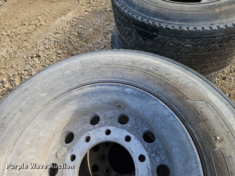 image for item DN6999 (4) tires and wheels