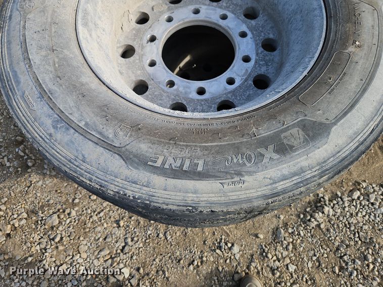 image for item DN6999 (4) tires and wheels
