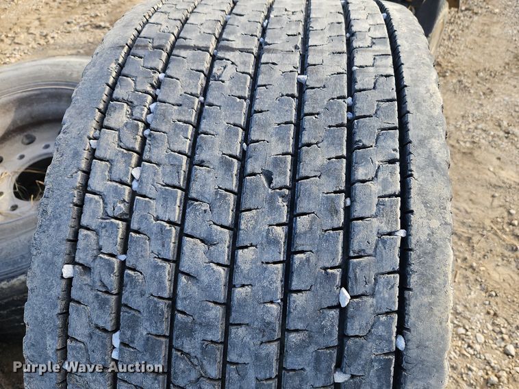 image for item DN6999 (4) tires and wheels