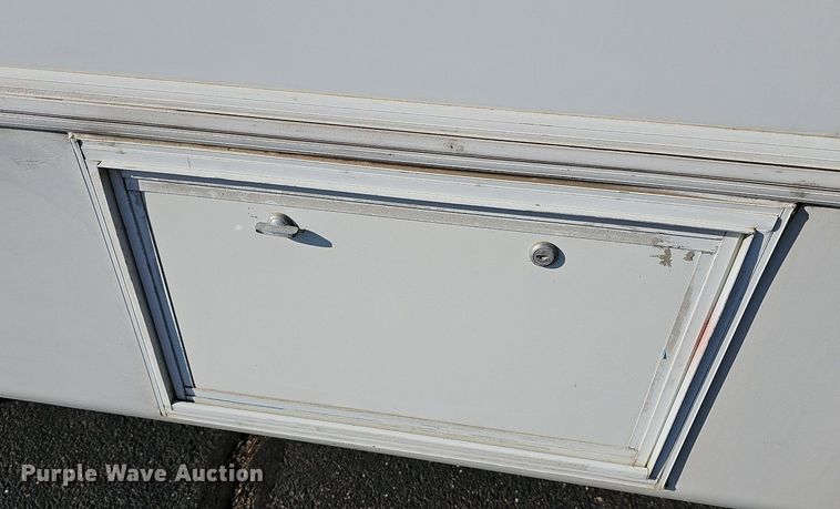 image for item DN8721 2007 Ford E450  shuttle bus