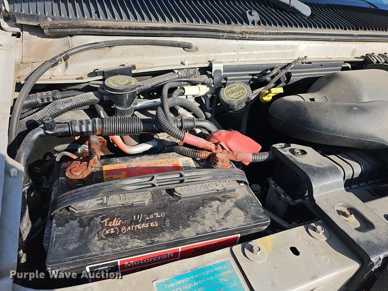 image for item DN8721 2007 Ford E450  shuttle bus