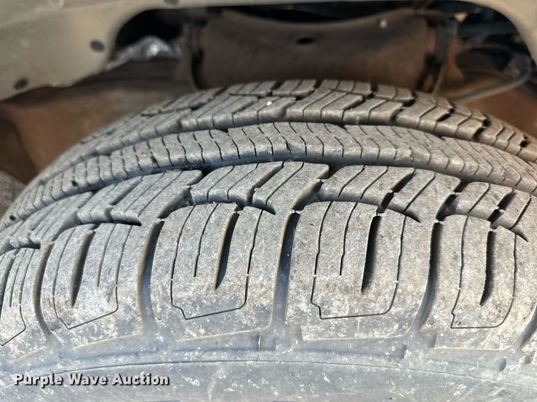 image for item DO5037 2002 GMC Savana G1500  van