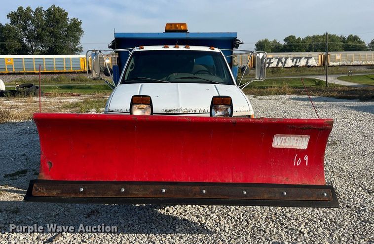 image for item DP2063 1996 GMC 3500HD SL  dump bed pickup truck