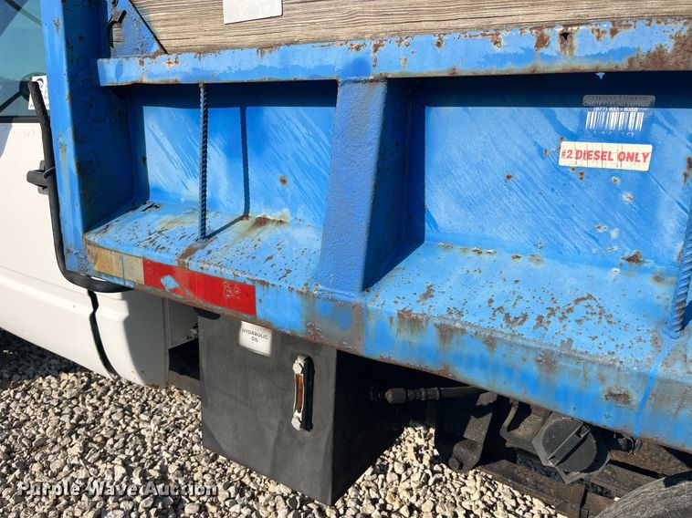 image for item DP2063 1996 GMC 3500HD SL  dump bed pickup truck