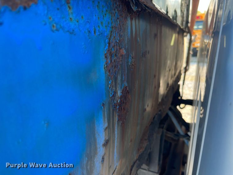 image for item DP2063 1996 GMC 3500HD SL  dump bed pickup truck