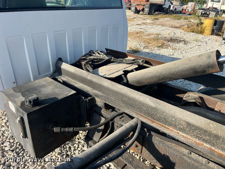 image for item DP2063 1996 GMC 3500HD SL  dump bed pickup truck