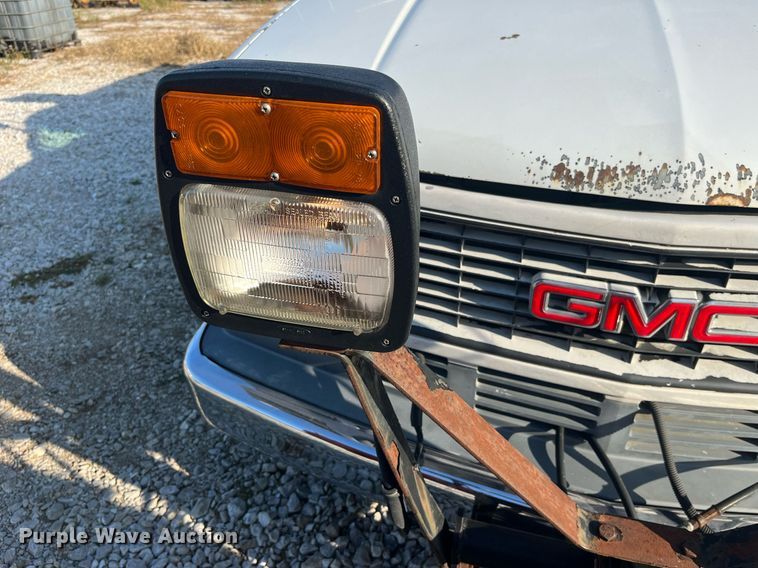 image for item DP2063 1996 GMC 3500HD SL  dump bed pickup truck