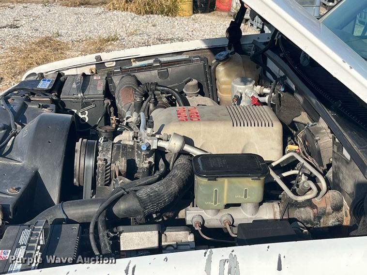 image for item DP2063 1996 GMC 3500HD SL  dump bed pickup truck