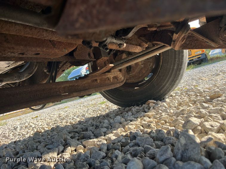 image for item DP2063 1996 GMC 3500HD SL  dump bed pickup truck