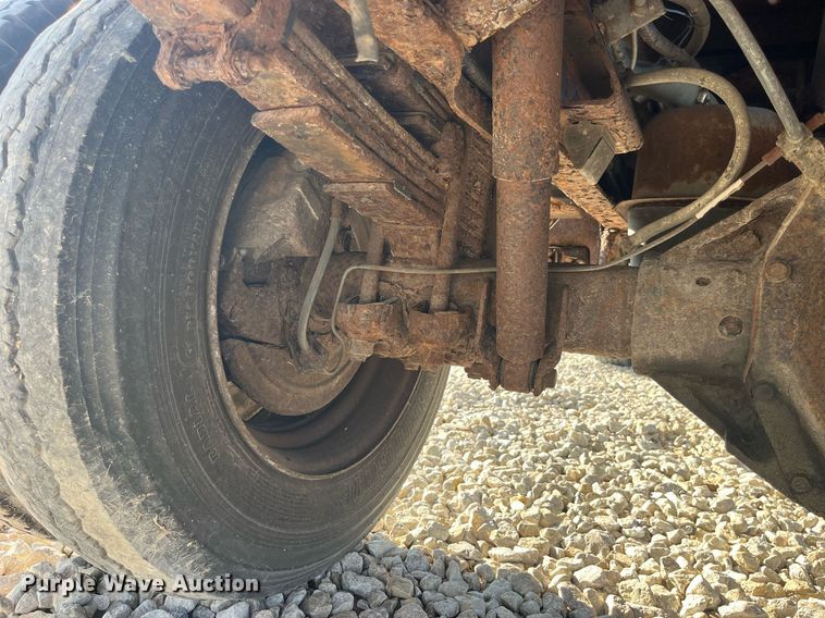 image for item DP2063 1996 GMC 3500HD SL  dump bed pickup truck