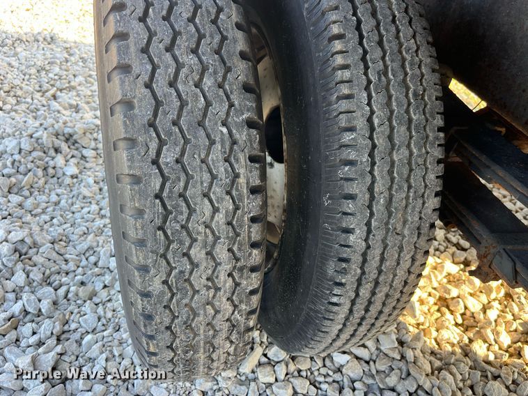 image for item DP2063 1996 GMC 3500HD SL  dump bed pickup truck