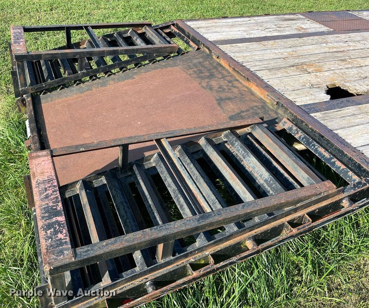 image for item DP2102 2013 Big Tex  equipment trailer