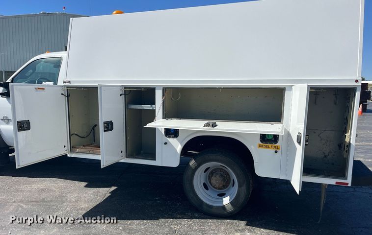 image for item DP2105 2011 Ford F450 Super Duty XL  utility / service truck