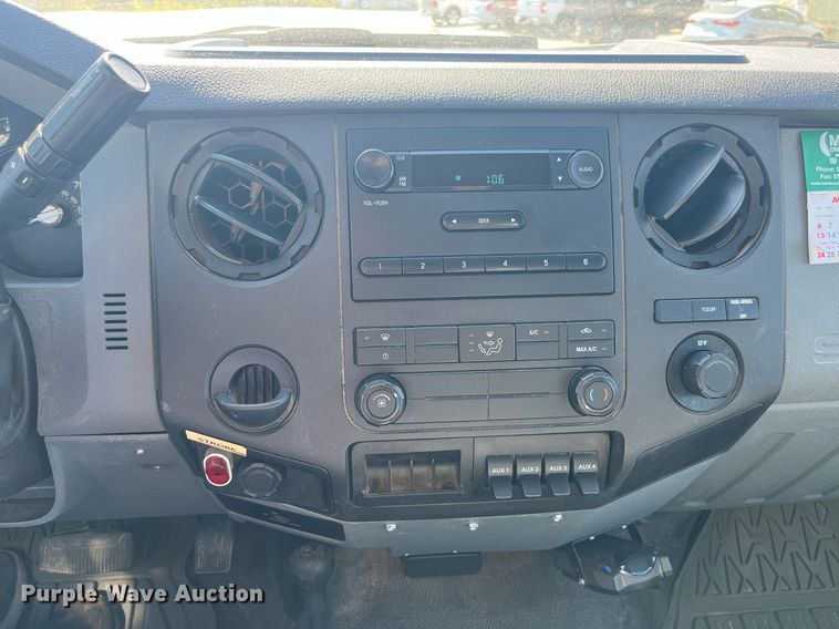 image for item DP2105 2011 Ford F450 Super Duty XL  utility / service truck