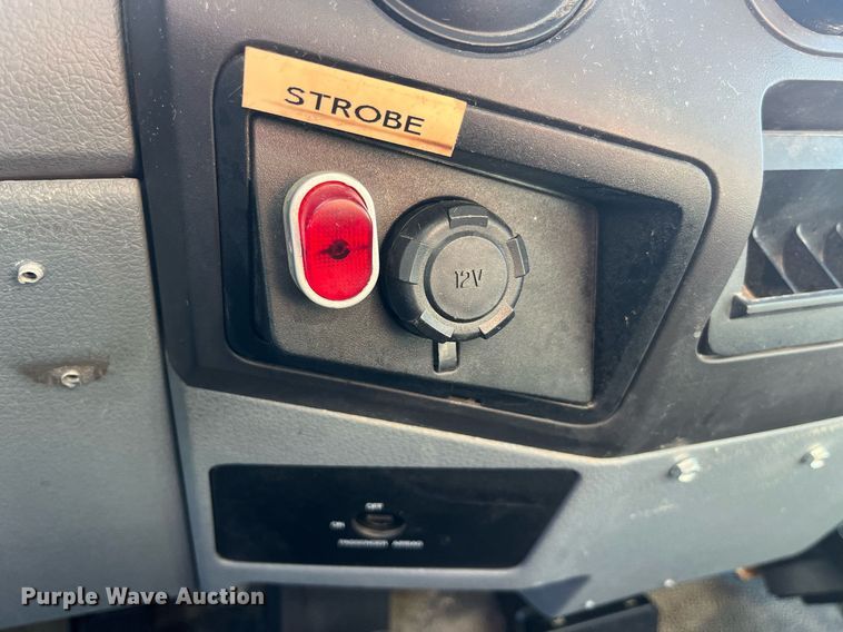 image for item DP2105 2011 Ford F450 Super Duty XL  utility / service truck