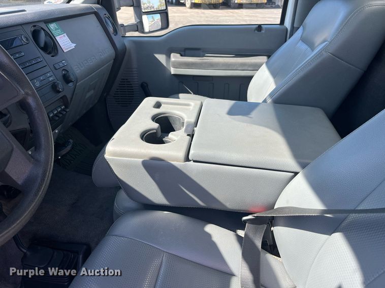 image for item DP2105 2011 Ford F450 Super Duty XL  utility / service truck