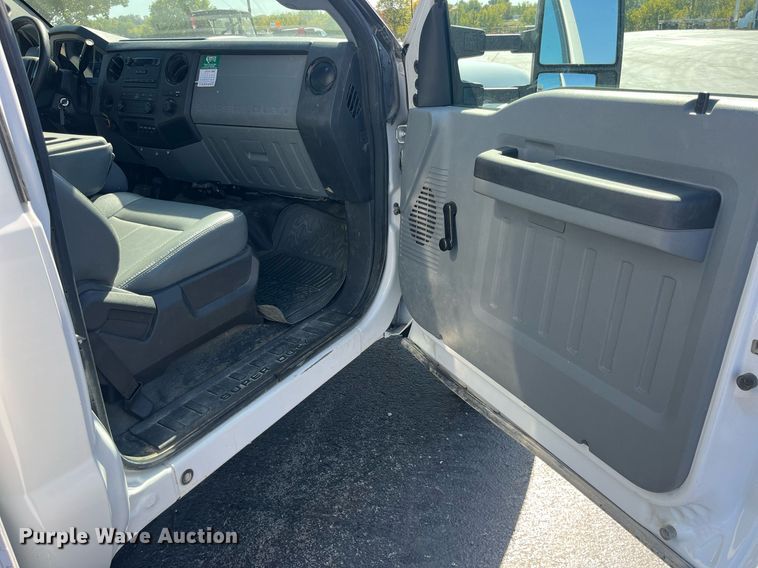 image for item DP2105 2011 Ford F450 Super Duty XL  utility / service truck