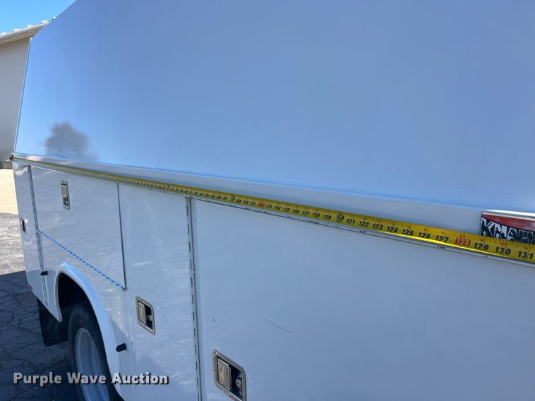 image for item DP2105 2011 Ford F450 Super Duty XL  utility / service truck