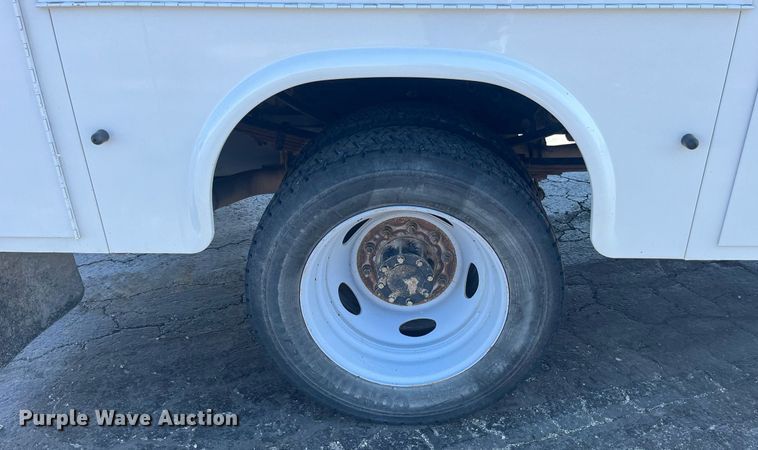 image for item DP2105 2011 Ford F450 Super Duty XL  utility / service truck