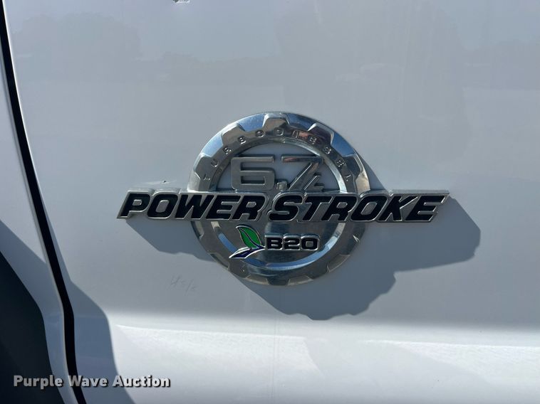 image for item DP2105 2011 Ford F450 Super Duty XL  utility / service truck