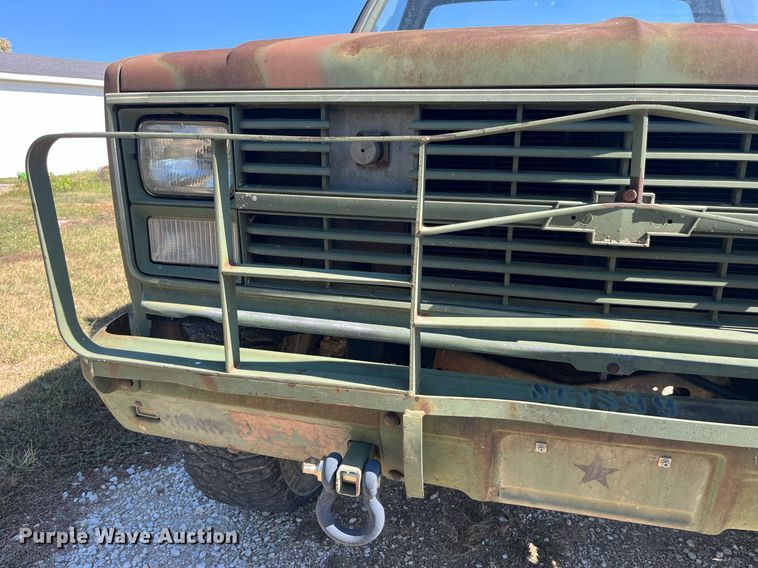 image for item DP2108 1986 Chevrolet CD-30903  pickup truck