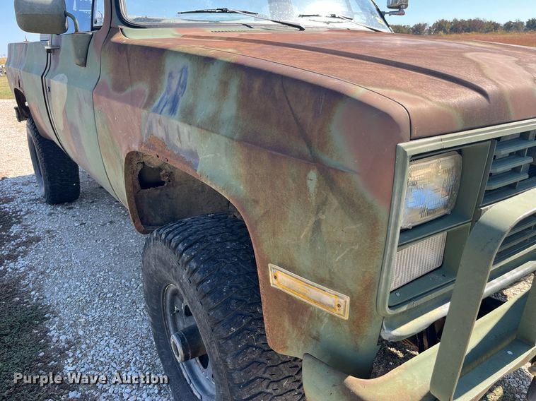 image for item DP2108 1986 Chevrolet CD-30903  pickup truck