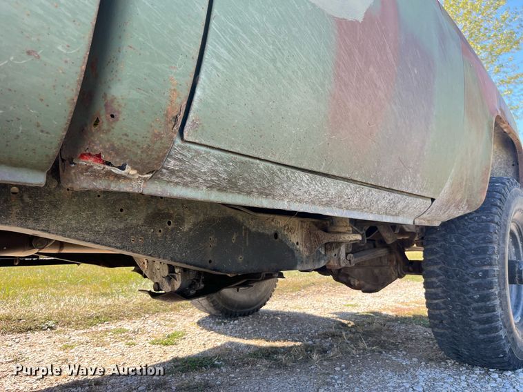 image for item DP2108 1986 Chevrolet CD-30903  pickup truck