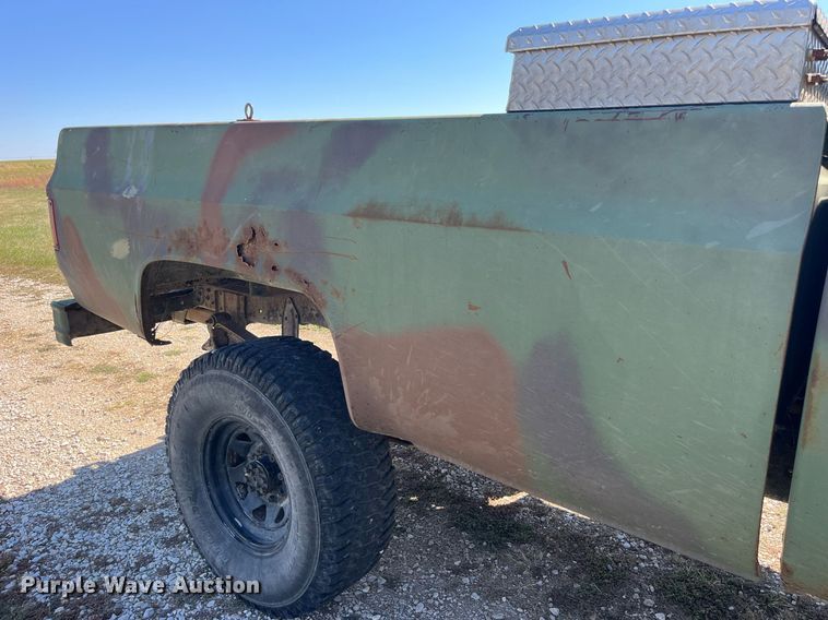 image for item DP2108 1986 Chevrolet CD-30903  pickup truck