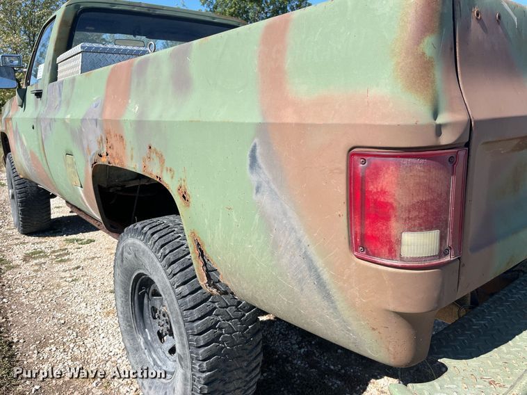 image for item DP2108 1986 Chevrolet CD-30903  pickup truck