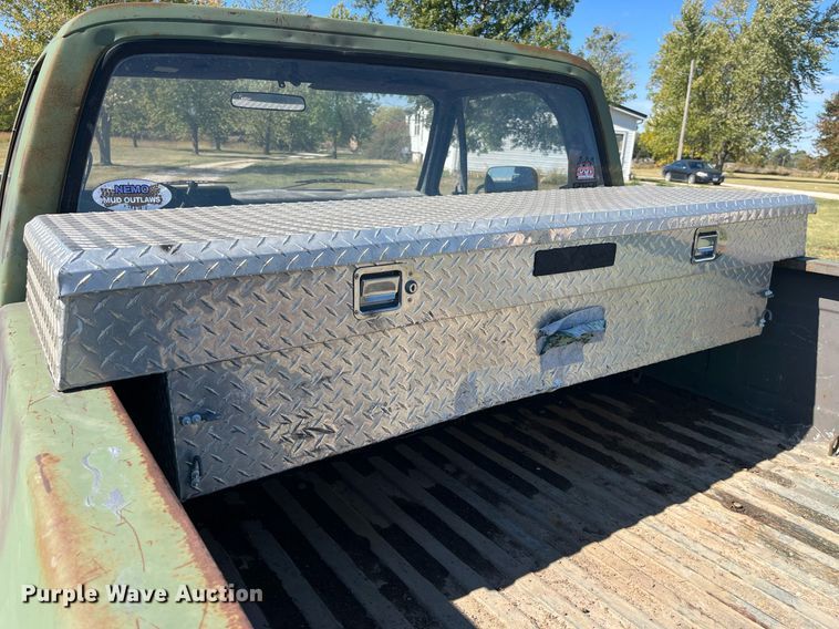 image for item DP2108 1986 Chevrolet CD-30903  pickup truck