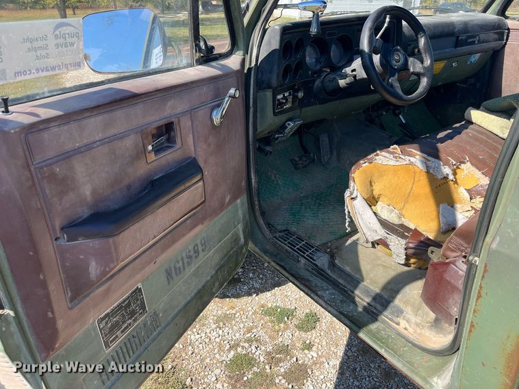 image for item DP2108 1986 Chevrolet CD-30903  pickup truck