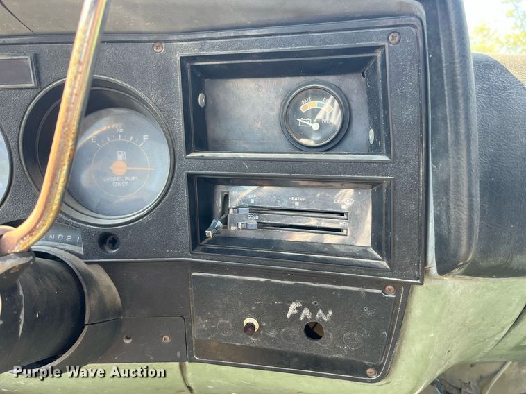 image for item DP2108 1986 Chevrolet CD-30903  pickup truck