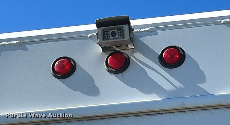 image for item DP2111 2006 Freightliner Business Class M2  delivery truck