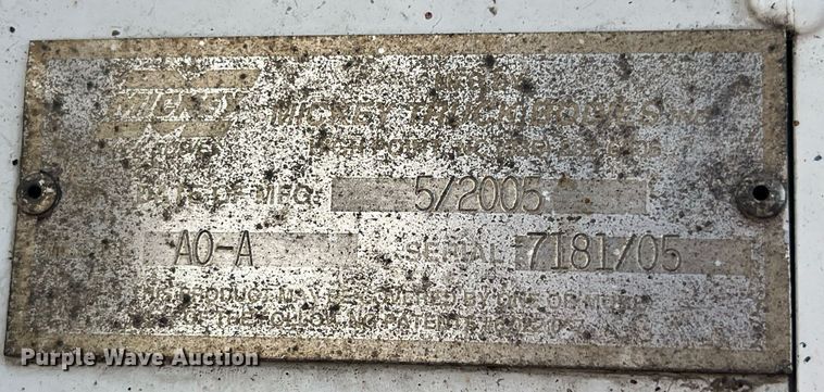 image for item DP2111 2006 Freightliner Business Class M2  delivery truck